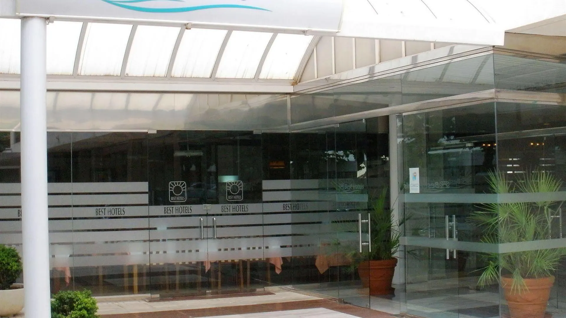Apartamentos Best Michelangelo Salou 3*,
